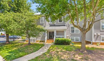 44096 NATALIE Ter 302, Ashburn, VA 20147