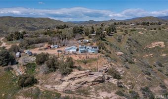 30090 Briggs Rd, Agua Dulce, CA 91390