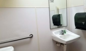 1116 J St, Auburn, NE 68305
