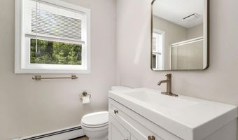 5 Sullivan Dr, Bow, NH 03304