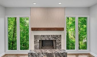 615 NW Mark Trail Ct NW, Atlanta, GA 30328
