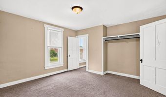 127 Walnut St, Ashville, OH 43103