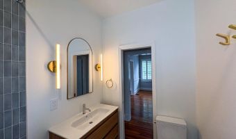 27 W WYATT Ave, Alexandria, VA 22301