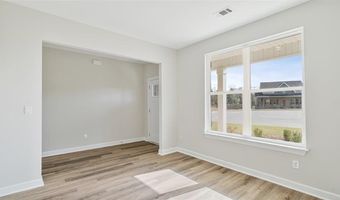 712 ASHETON Dr, Auburn, AL 36801