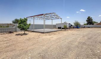 2411 Socorro Rd, Carlsbad, NM 88220