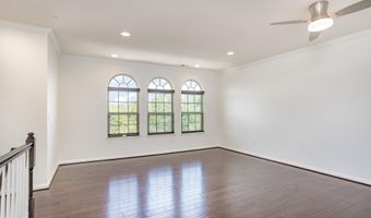 25890 RACING SUN Dr, Aldie, VA 20105