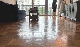 1300 ARMY NAVY Dr 816, Arlington, VA 22202