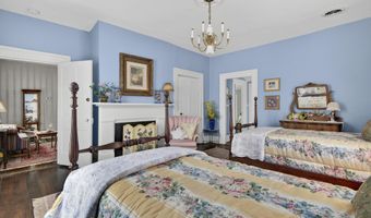 116 E Main St, Abingdon, VA 24210