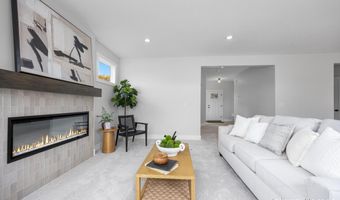 8345 Kettle Oak Dr SE, Alto, MI 49302