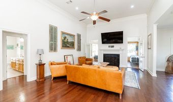 4541 La Costa Dr, Albany, GA 31721