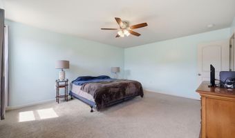 881 Ashbury Ln, Ayden, NC 28513