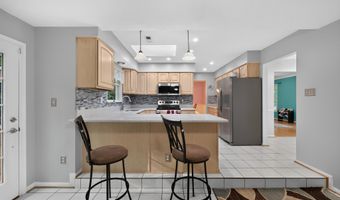 8835 REDBAY Run, Bel Alton, MD 20611