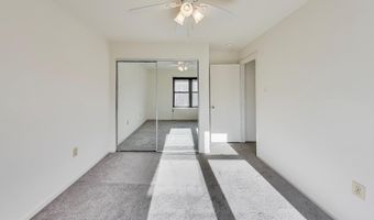 16 DUDLEY Ct 7, Bethesda, MD 20814