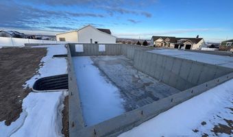 6540 Crown Cres, Ammon, ID 83406