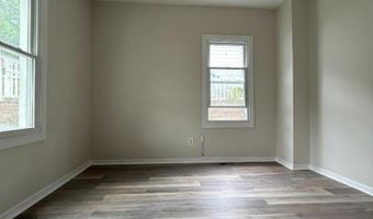 135 W Chrystal St, Andover, NJ 07801