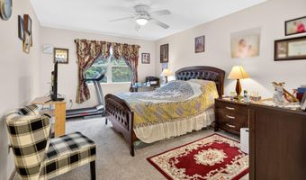 103 Greenwich Dr, Albany, NY 12203