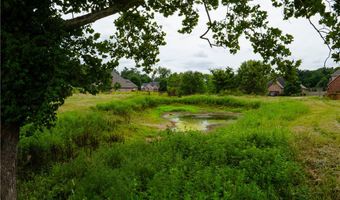 Ozark Acres Drive, Bentonville, AR 72713
