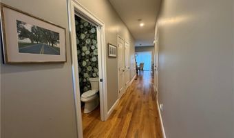 25 Franklin Rd 1, East Greenwich, RI 02818