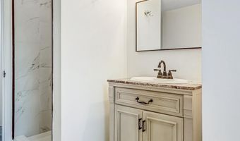 6408 MARYVIEW St, Alexandria, VA 22310