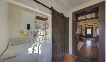 405 W Avenue E, Alpine, TX 79830