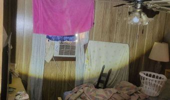 546 Alton Lawson Rd, Adrian, GA 31002