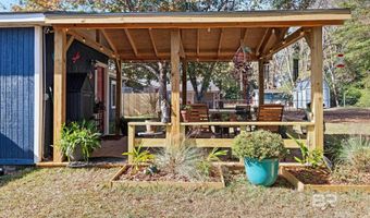 507 E Pine St, Atmore, AL 36502