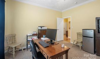 142 Pinners Cove Rd, Asheville, NC 28803