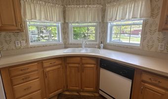 13 Pine Cone Dr, Alfred, ME 04002