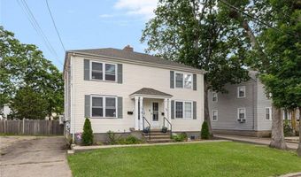 15 Saratoga Rd, North Kingstown, RI 02852