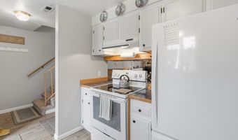 3335 JACKSON St 10, Albany, OR 97322