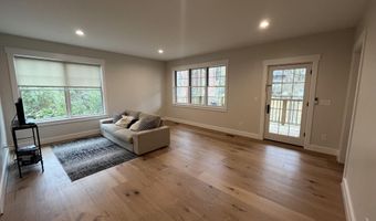 1702 Hill St, Ann Arbor, MI 48104