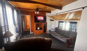 8360 Club Ln, Alma, IL 62807