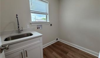 118 BERGER St B, Belle Chasse, LA 70037