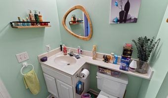 395 LAKESIDE Dr, Lewes, DE 19958