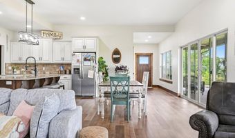 11830 Farm Road 1195, Aurora, MO 65605