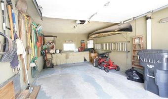 14 Temple Pl, Central Falls, RI 02863