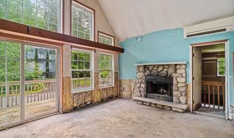 15 Shakespeare Dr, Albrightsville, PA 18210