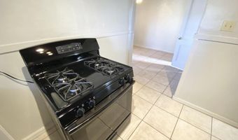 426 Headingly Ave NW B, Albuquerque, NM 87107