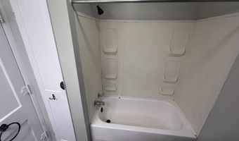 2707 E Lynn St, Anderson, IN 46016