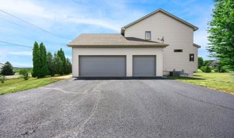 9352 67th St NW, Annandale, MN 55302