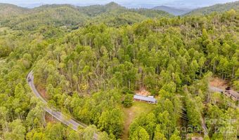 81 Amsoil Dr, Bakersville, NC 28705