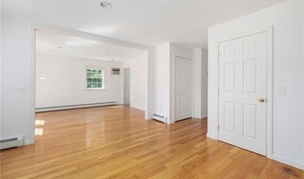 9 Spring St, Jamestown, RI 02835