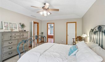 1250 Orchard Glen Dr, Amherst, OH 44001