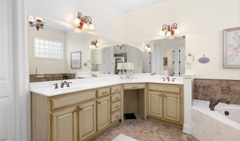 104 LOCHMEADE Dr, Atoka, TN 38004