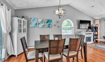 1060 Joslin Rd, Burrillville, RI 02830
