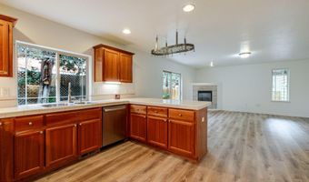 2542 NE Keats Dr, Bend, OR 97701