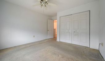 36 E MOYER Dr, Bear, DE 19701