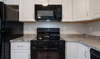 24 Pearl St 4, Ayer, MA 01432