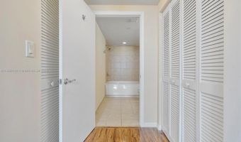 19501 W Country Club Dr 912, Aventura, FL 33180