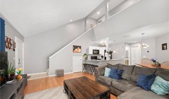 933 Williamsburg Cir, Warwick, RI 02886